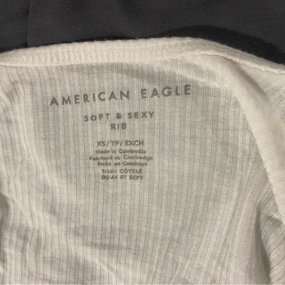 🦅 Soft n Sexy 🇺🇸 Viscose top from AEO Size small 🦅 🇺🇸 - Picture 9 of 9